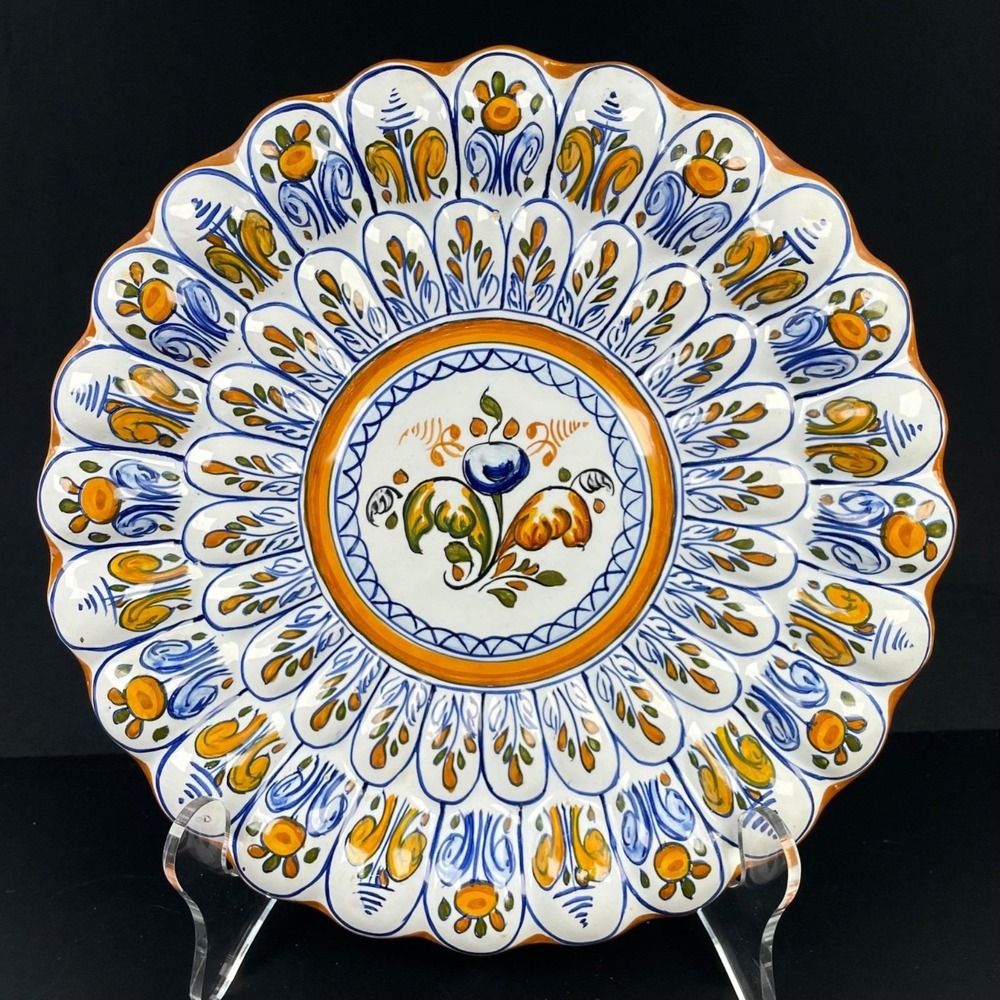 Talavera Mexican Pottery Wall Plate 10.25 Raised Relief Floral Folk Art